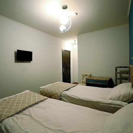 Hotel Kutaisi Globus エクステリア 写真